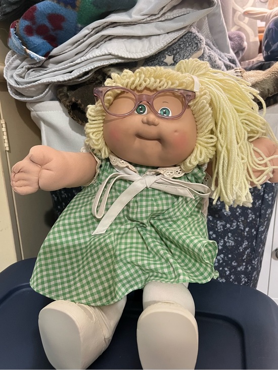 Cabbage Patch Kids Other - Cabbage Patch Kids 1985 Head Mold #8 w/ Left Dimple and Larger Ears for Glasses